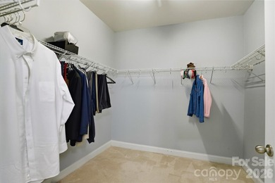 3 Bedrooms with a flex room/4th bedroom and a secondary living - photo 19