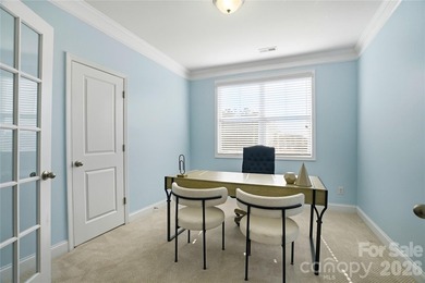 3 Bedrooms with a flex room/4th bedroom and a secondary living - photo 20