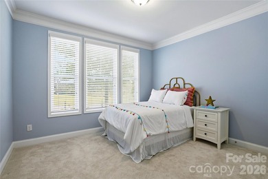 3 Bedrooms with a flex room/4th bedroom and a secondary living - photo 22