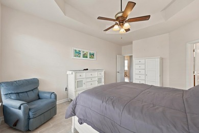 Welcome to this beautifully designed 4 bedrooms, 3.5 bathrooms - photo 29