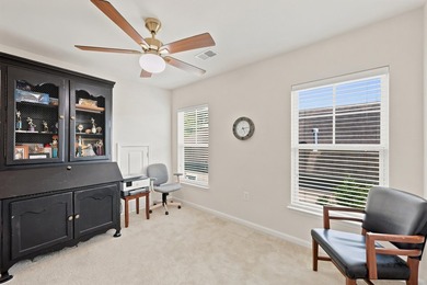 Welcome to this beautifully designed 4 bedrooms, 3.5 bathrooms - photo 37