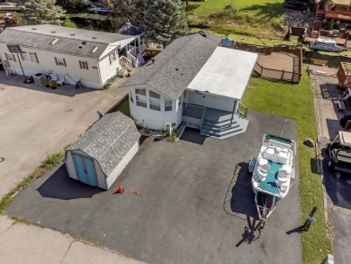 Lake Home For Sale in Wilmington, Illinois