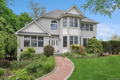 (private lake, pond, coastal) Home Sale Pending in Rocky Point New York