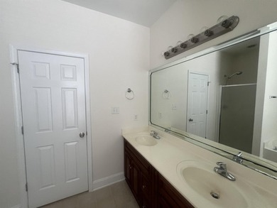 This home has a very inviting open floor plan and a breakfast - photo 11