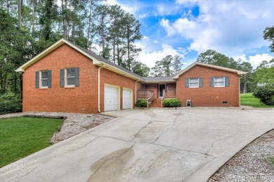 Golf Course Living in Savannah Lakes Village in McCormick SC - photo 14