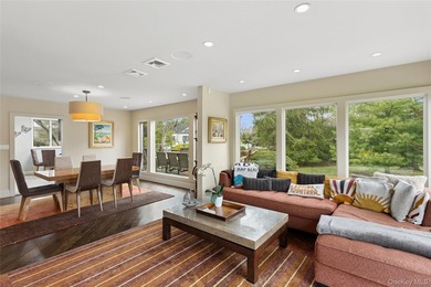 Welcome to this expansive 5-bedroom, 3.5-bathroom residence - photo 15