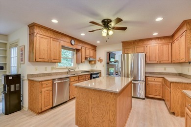 Golf Course Living in Savannah Lakes Village in McCormick SC - photo 30