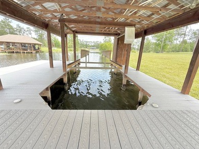Escape to lake living on the sparkling waters of Lake Seminole! - photo 37