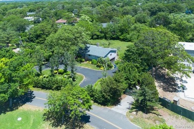 Welcome to this expansive 5-bedroom, 3.5-bathroom residence - photo 42