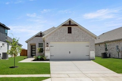 (private lake, pond, creek) Home Active Under Contract in Forney Texas