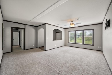 Well Maintained Manufactured home at RC LAKE! - photo 25