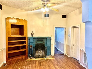 ***Price Improvement***Step back in time with this charming - photo 5