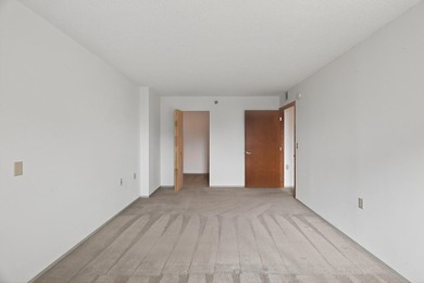 Clean, move-in ready, third floor 2-Bedroom condo in a thriving - photo 13