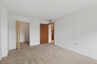 Clean, move-in ready, third floor 2-Bedroom condo in a thriving - photo 14