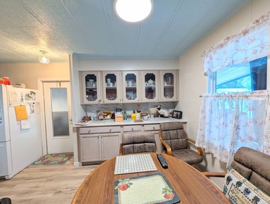 Movein ready 2 bed, 2 bath home in the 55+ community of Clover - photo 15