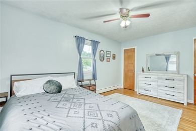 Welcome to 19 Loderdale Drive! This beautifully maintained - photo 17
