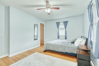 Welcome to 19 Loderdale Drive! This beautifully maintained - photo 18