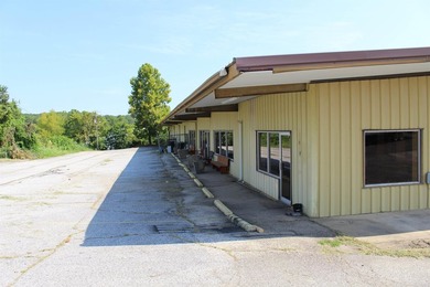 Great commercial property at 112 Hwy 270 W, Mount Ida, AR. This - photo 19