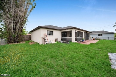 Welcome to 4115 SW 1st Ave, Cape Coral, FL 33914! This unique - photo 22