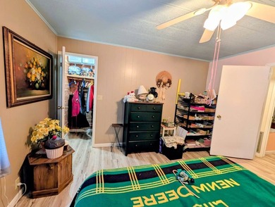 Movein ready 2 bed, 2 bath home in the 55+ community of Clover - photo 25