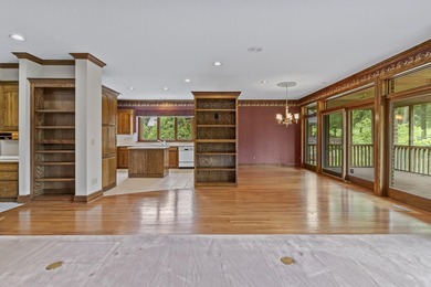 Total Sq Footage is 7,567 per measurement. Welcome to this - photo 28