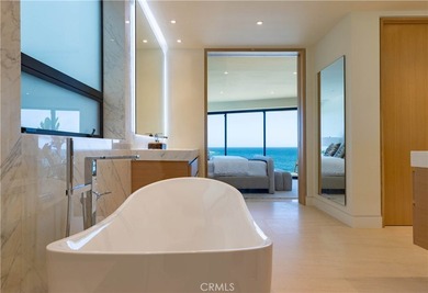 Perched atop an oceanfront bluff overlooking one of Laguna - photo 8