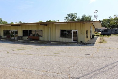 Great commercial property at 112 Hwy 270 W, Mount Ida, AR. This - photo 29
