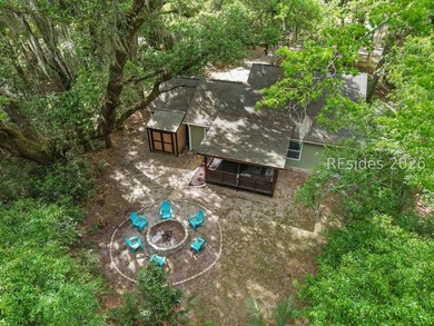 Tucked away on a private wooded setting boasting a prime lot - photo 32