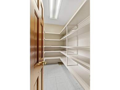 Total Sq Footage is 7,567 per measurement. Welcome to this - photo 36