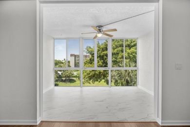 Beautiful, private unit offers peaceful views and a relaxed - photo 10