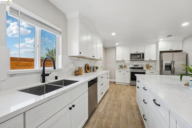 Nestled near the desirable Glen Cove area, 449 Gillcrest Ave - photo 16