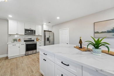 Nestled near the desirable Glen Cove area, 449 Gillcrest Ave - photo 17
