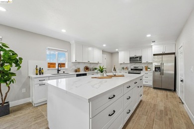 Nestled near the desirable Glen Cove area, 449 Gillcrest Ave - photo 22