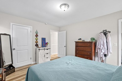 Welcome home! This is a beautiful 3br 2ba, brick ranch home - photo 27