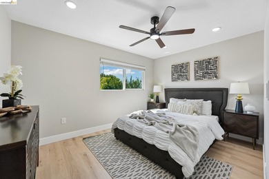 Nestled near the desirable Glen Cove area, 449 Gillcrest Ave - photo 38