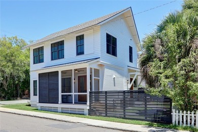 Quintessential Modern Living in the Starland / Thomas Square - photo 5