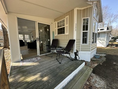 Sunshine & warmth is right around the corner at Sea Vu South! - photo 7