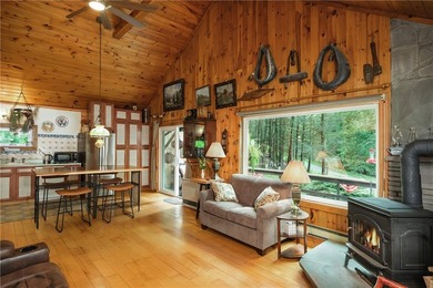 Escape to your own private woodland sanctuary set on 5 acres in - photo 12