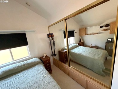 Updated 2004 park model located in the 55+ Chetco RV Park. This - photo 13