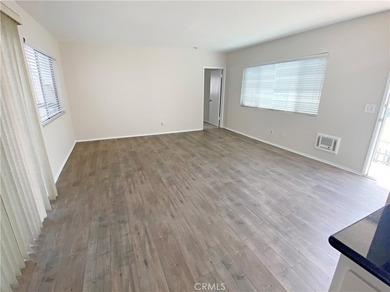 Welcome to 637 Manhattan Beach Blvd, a rare opportunity to own - photo 21