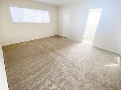 Welcome to 637 Manhattan Beach Blvd, a rare opportunity to own - photo 23