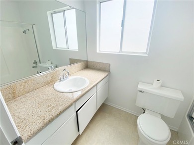 Welcome to 637 Manhattan Beach Blvd, a rare opportunity to own - photo 24