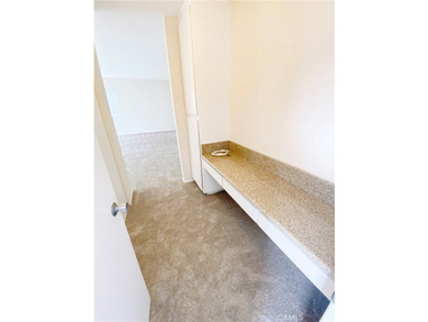 Welcome to 637 Manhattan Beach Blvd, a rare opportunity to own - photo 25