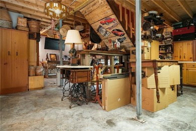 Escape to your own private woodland sanctuary set on 5 acres in - photo 33