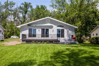PRICE REDUCTION! All Year Around Lake Living at Its BEST! A RARE - photo 43