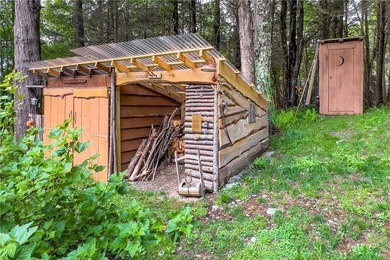 Escape to your own private woodland sanctuary set on 5 acres in - photo 45