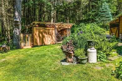 Escape to your own private woodland sanctuary set on 5 acres in - photo 47