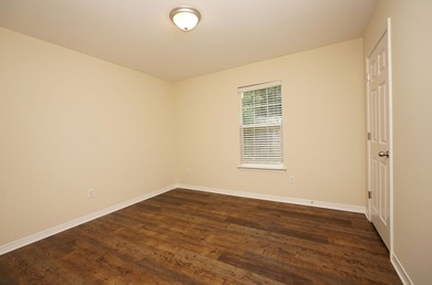 Fresh Interior Paint!! Pressure Washed!! Yard Work Done and - photo 16