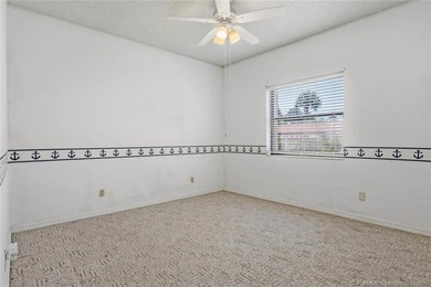 Rare 3-bedroom, 2-bath 1st floor condo with almost 1600 square - photo 17
