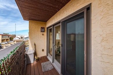 Welcome to 18 Empire Drive in the Bay Club Condominiums!